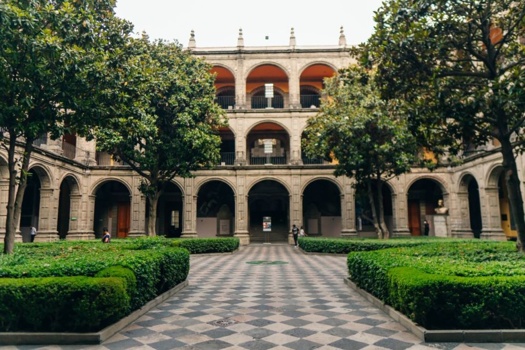 edificios coloniales más bonitos