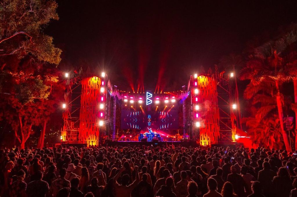 festival de música en las estacas