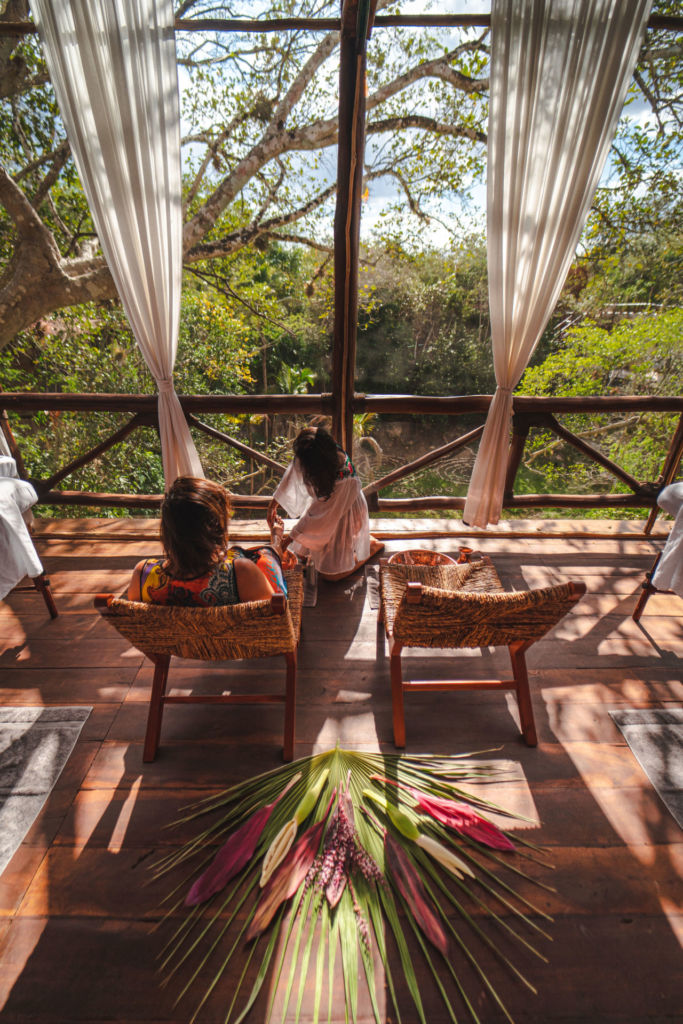Descubre el hotel en la selva maya con cenote privado y retiros espirituales 
