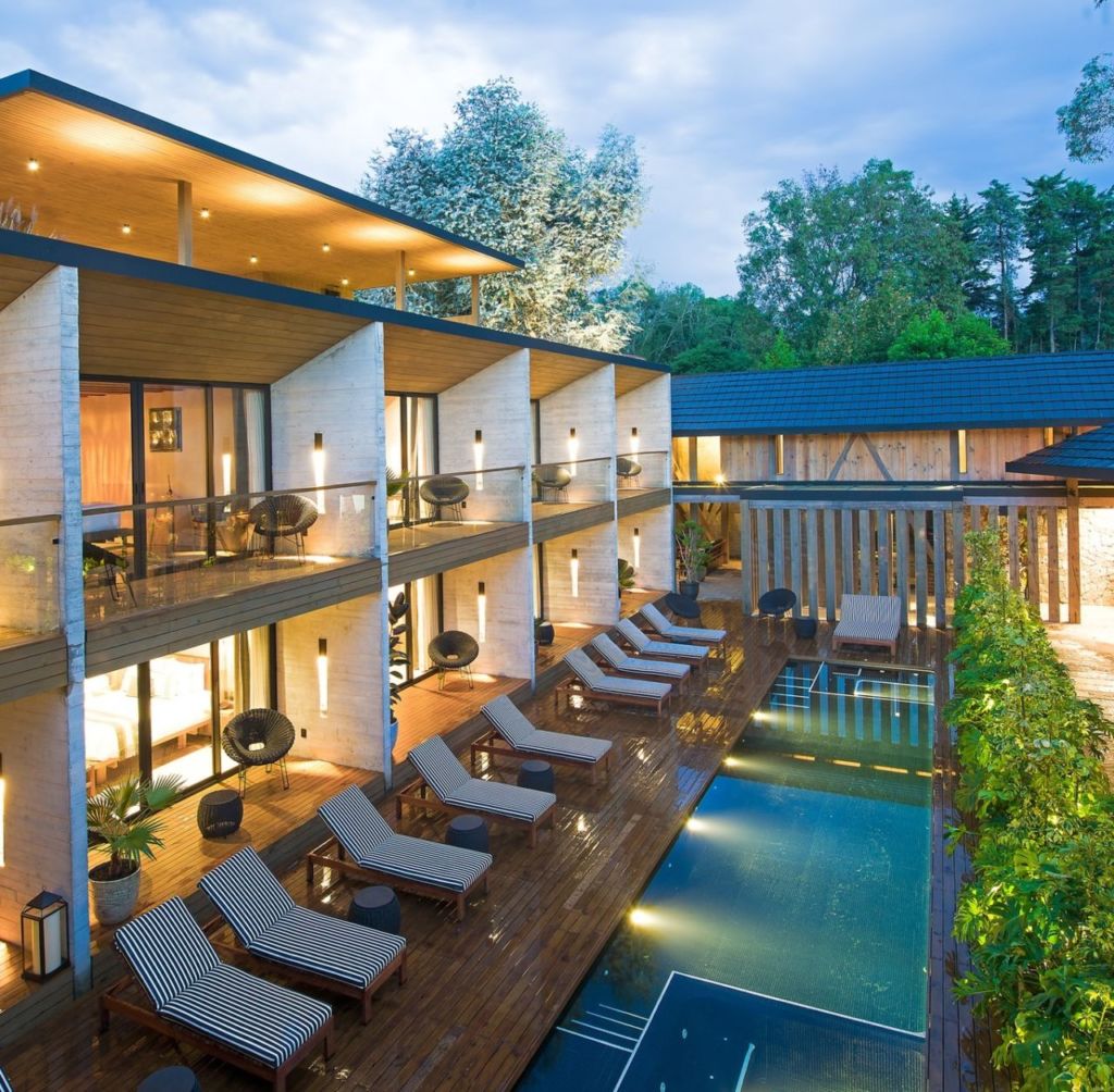 hotel en valle de bravo