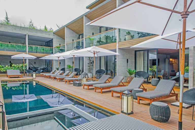 El Lugar del Que te Hablé: habitaciones con jacuzzi privado y una cava