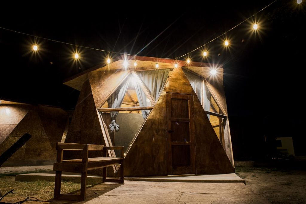 alojamiento avistamiento de luciérnagas 