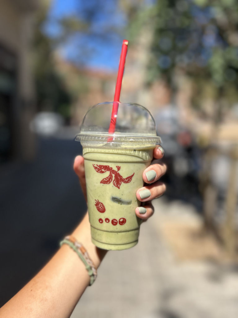 Uñas ‘matcha latte’: la nueva tendencia que desearás llevar si amas esta bebida