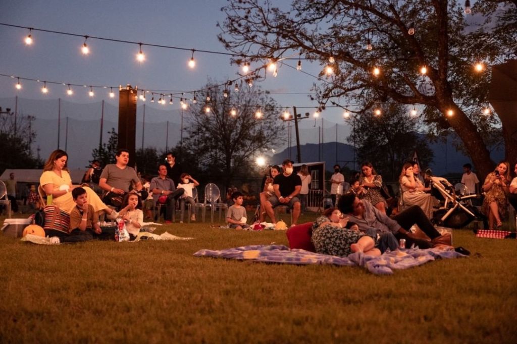 planes de otoño en monterrey