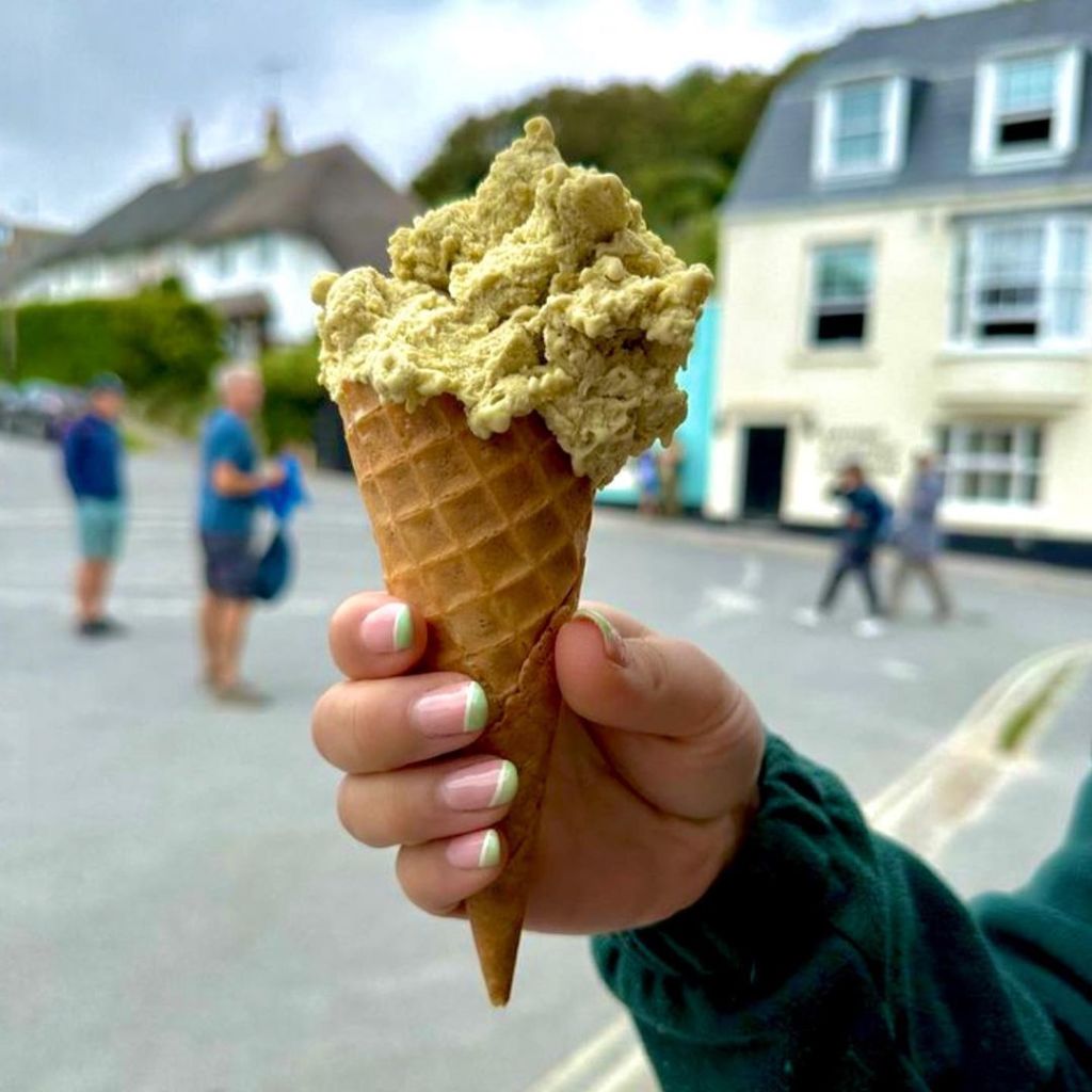 uñas virales matcha latte