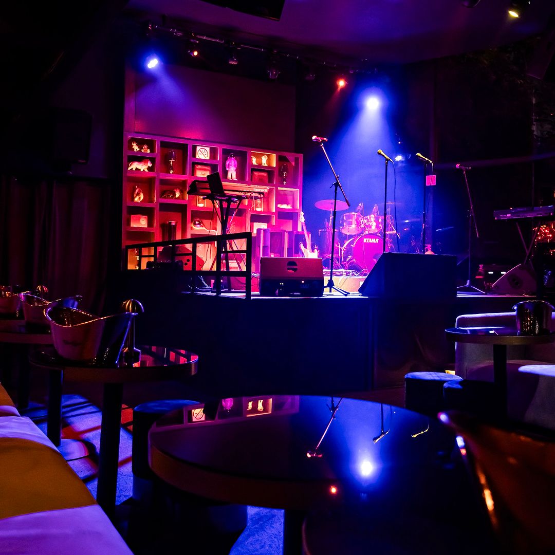 5 karaokes para cantar con tus amigos y pasar una noche divertidísima en la CDMX