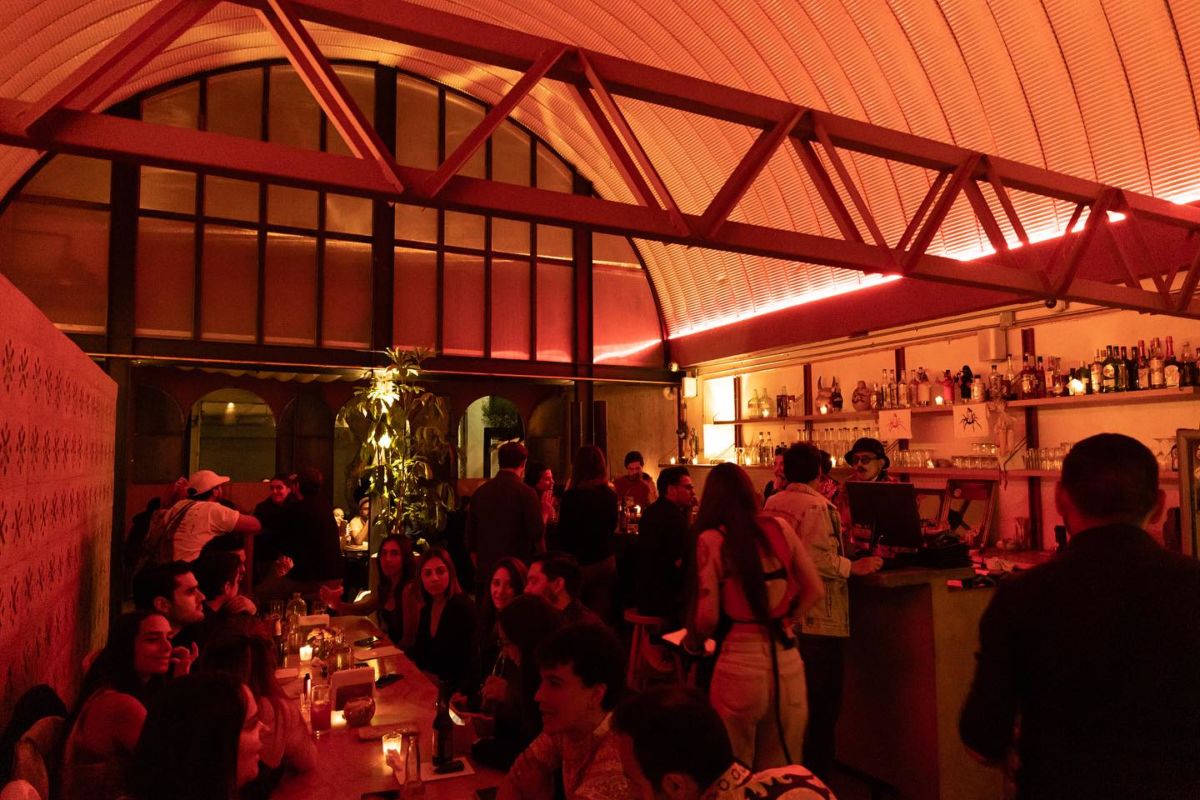 Reclusa: mezcal, comida ‘deli’ y expos de arte en este lugar de la Cuauhtémoc