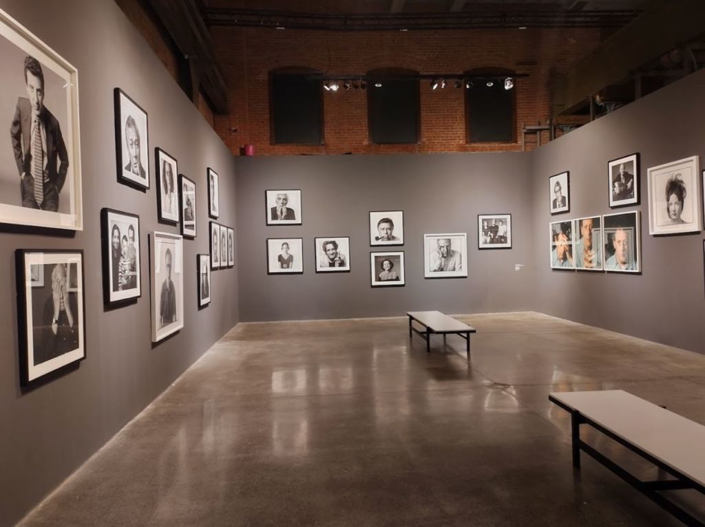 cafeterías y galerías en Monterrey