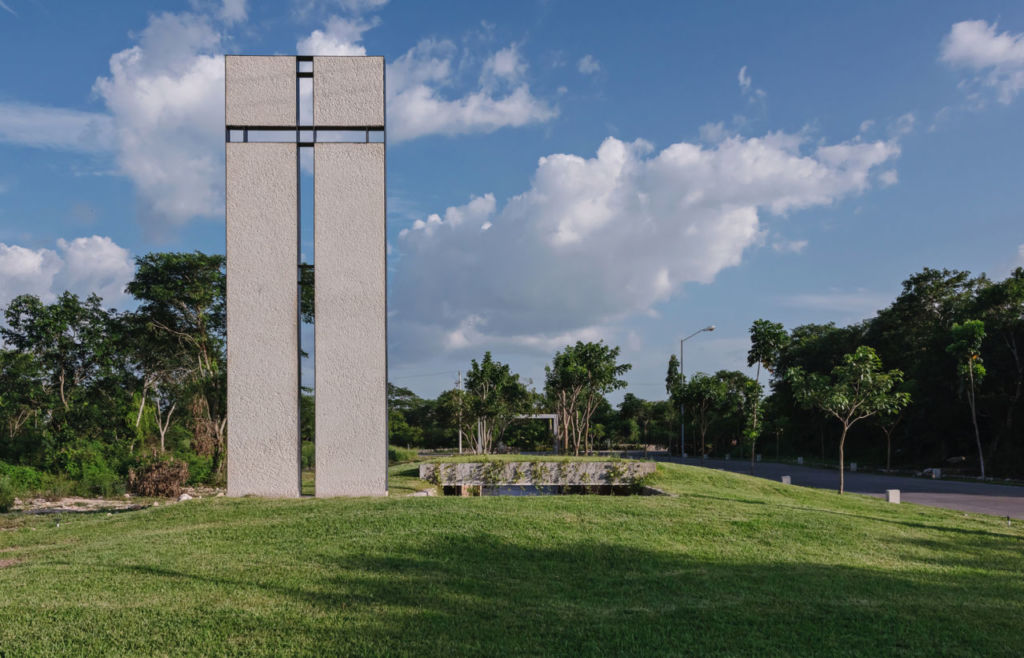 iglesia bajo tierra en Yucatán 