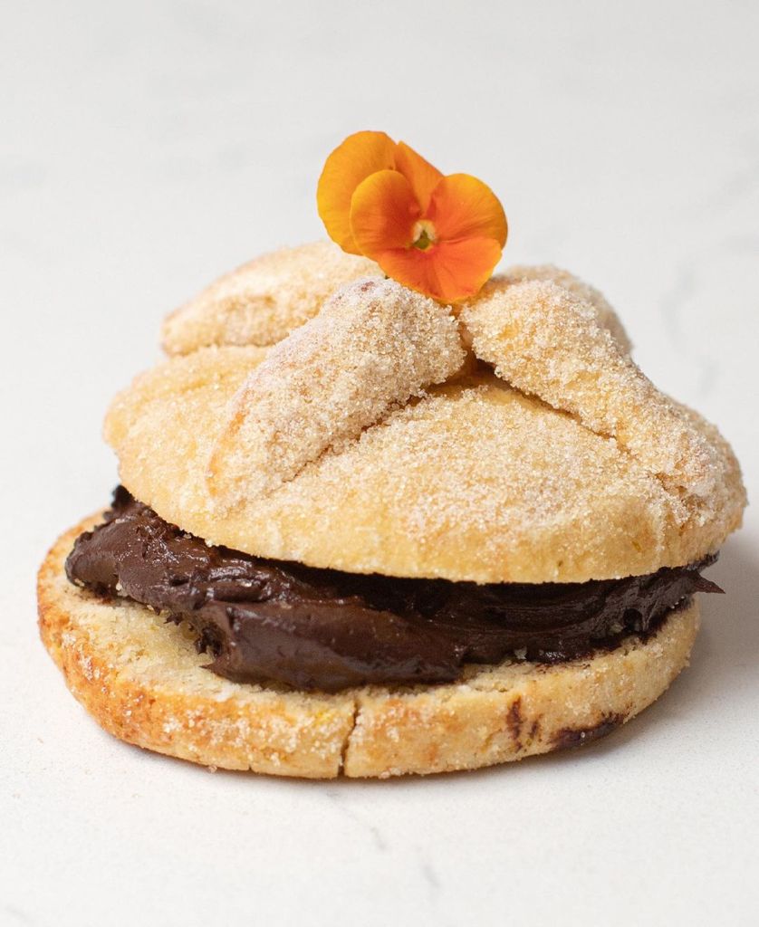 En esta pastelería tienen pan de muerto ‘fit’ (keto, vegano y DELICIOSO)