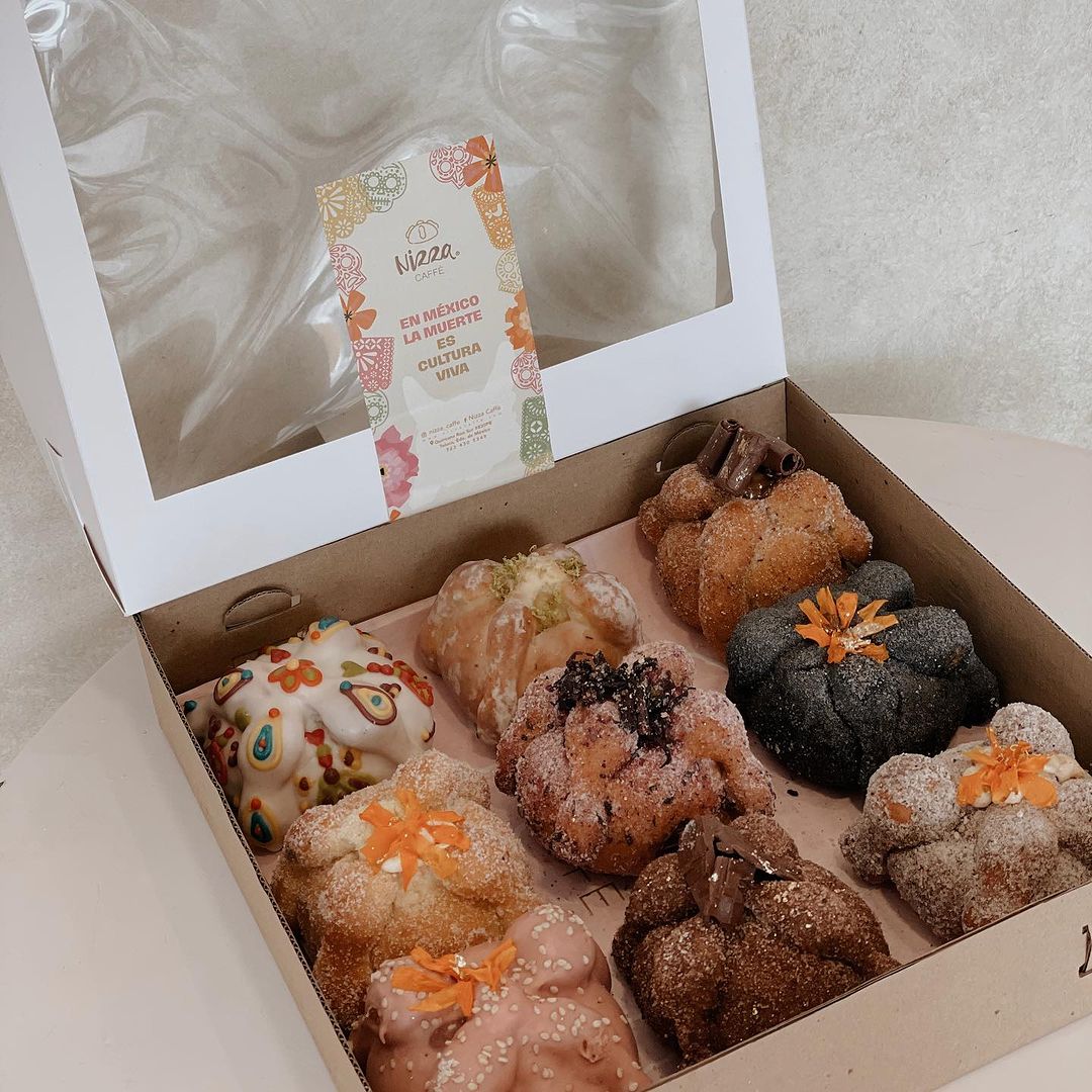 Esta panadería de alta repostería en Toluca tiene 14 sabores distintos de pan de muerto