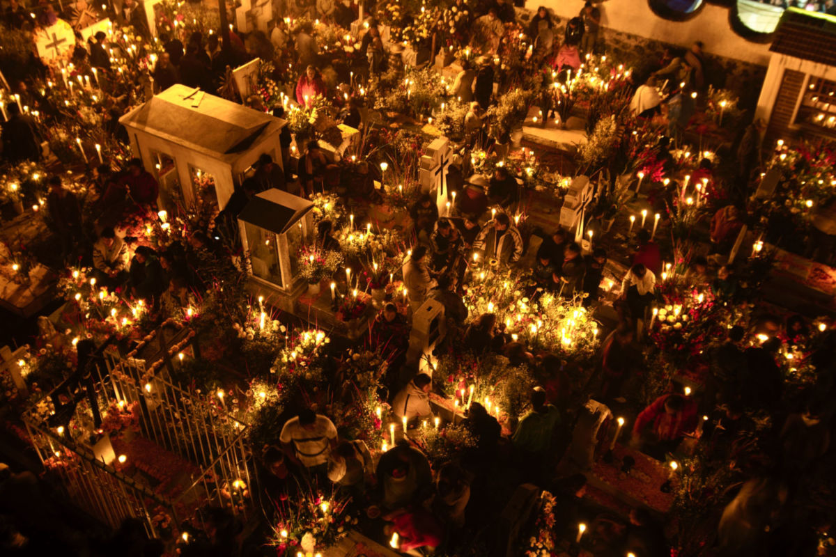celebraciones tradicionales de día de muertos