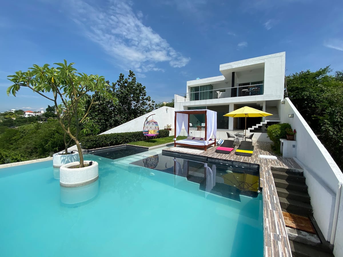 Alojamiento en Teques