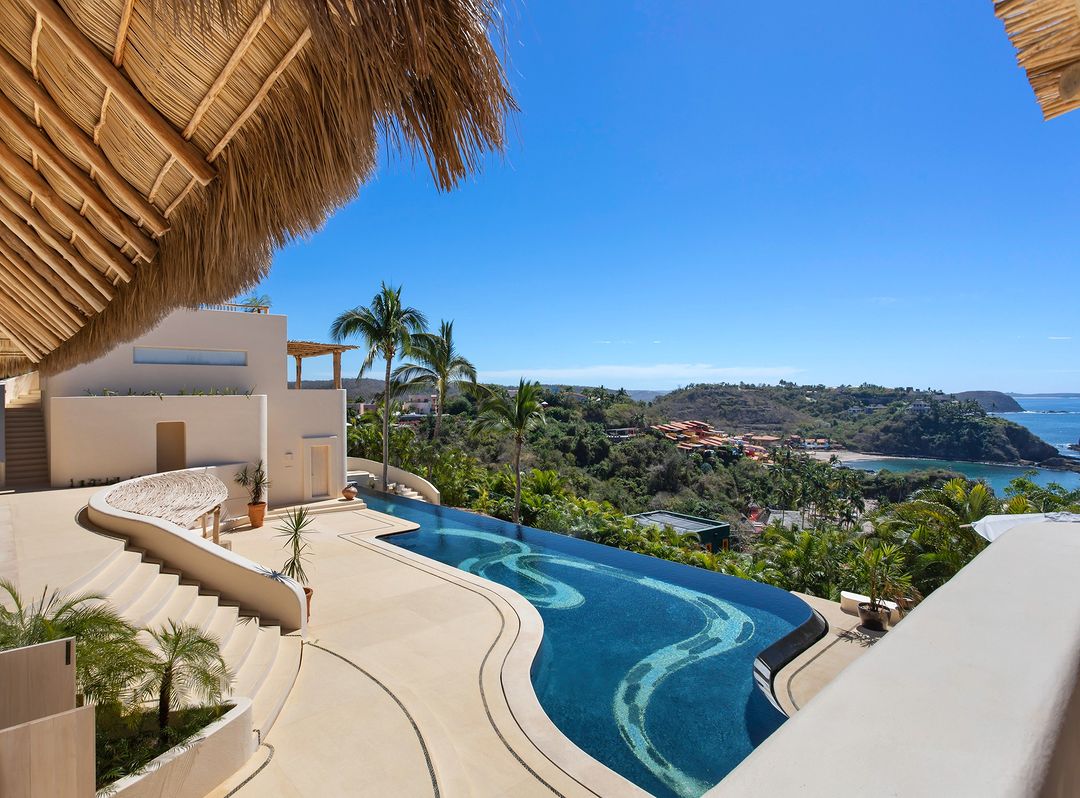 ¡No es Santorini! Es la casa de playa más linda de todo Jalisco