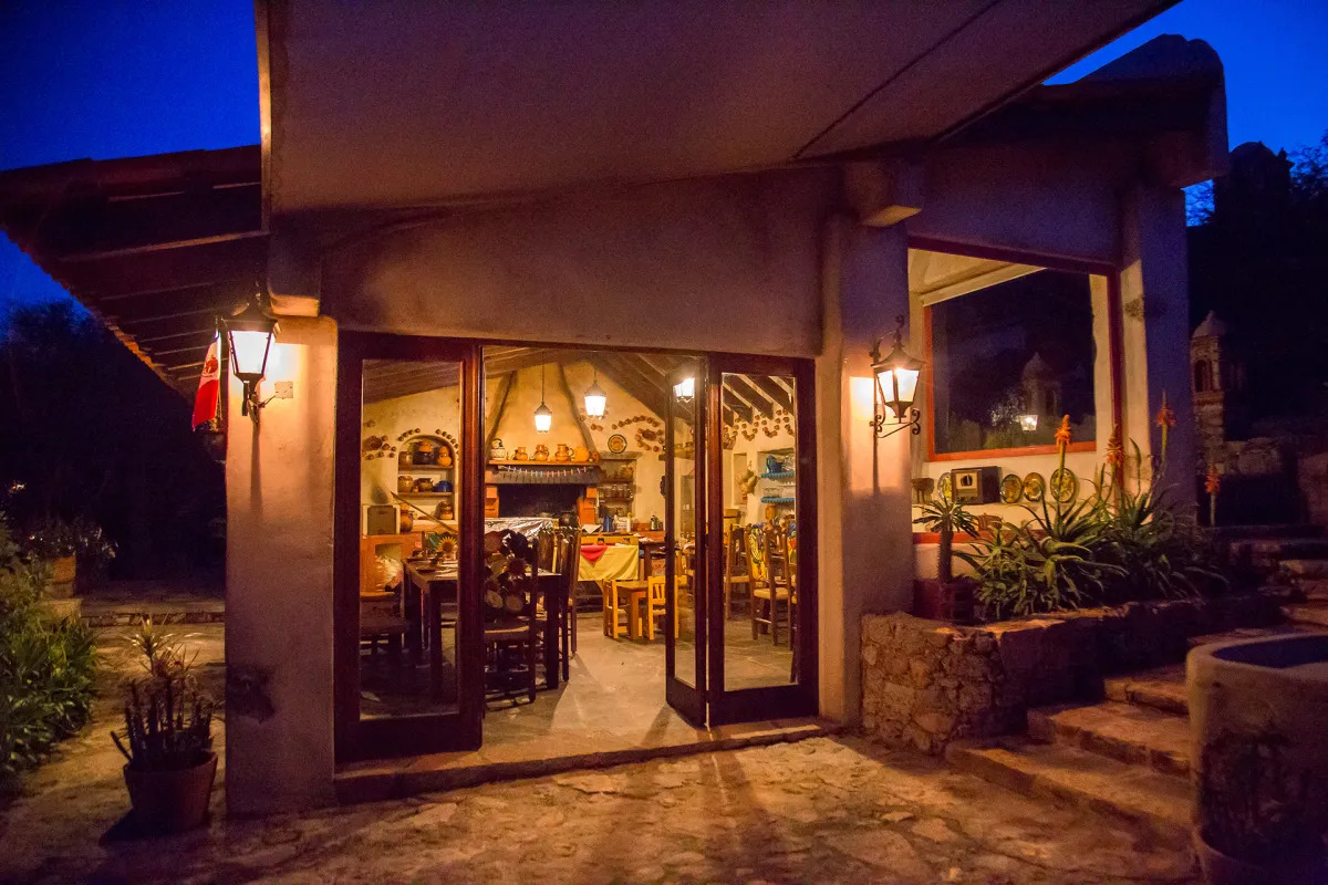 restaurante hotel centenario arroyitos