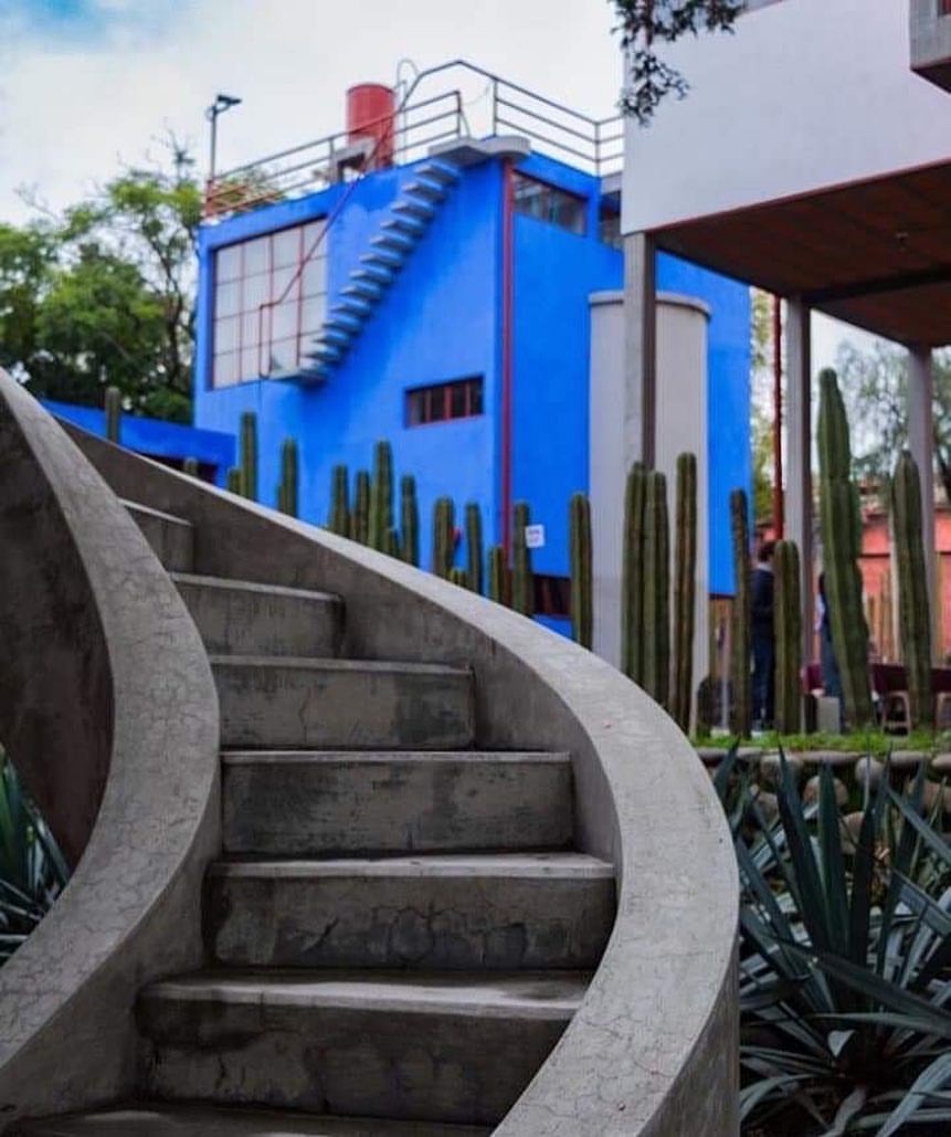 Escalera helicoidal Casa-Estudio Diego Rivera y Frida Kahlo