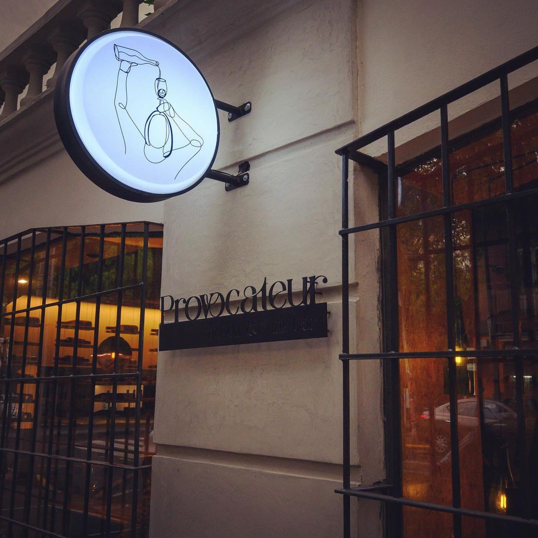 ¿Cata de vinos y tapas? Así es Provocateur, el nuevo bar de vinos en la CDMX