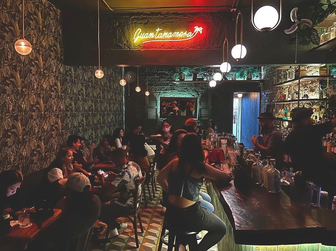 bares colonia americana