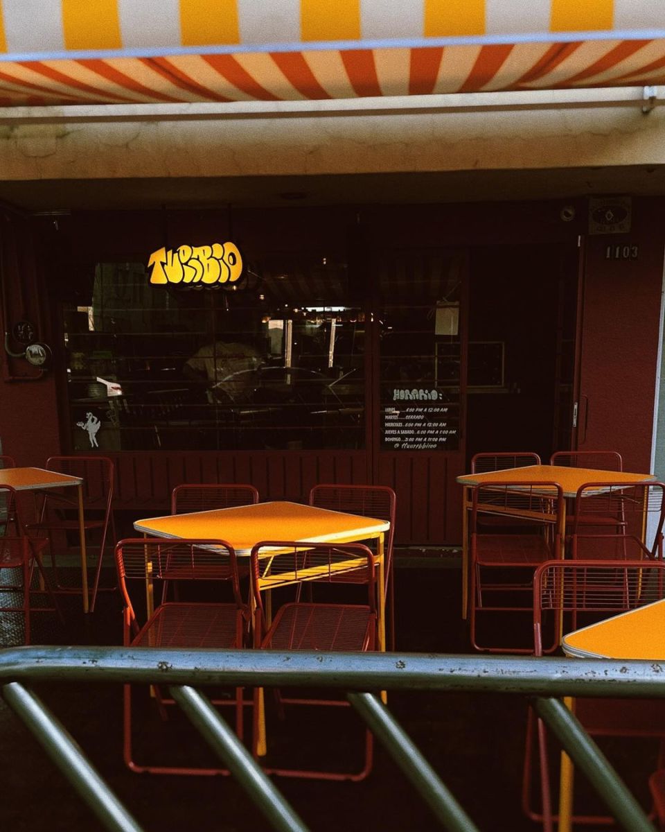 bares colonia americana