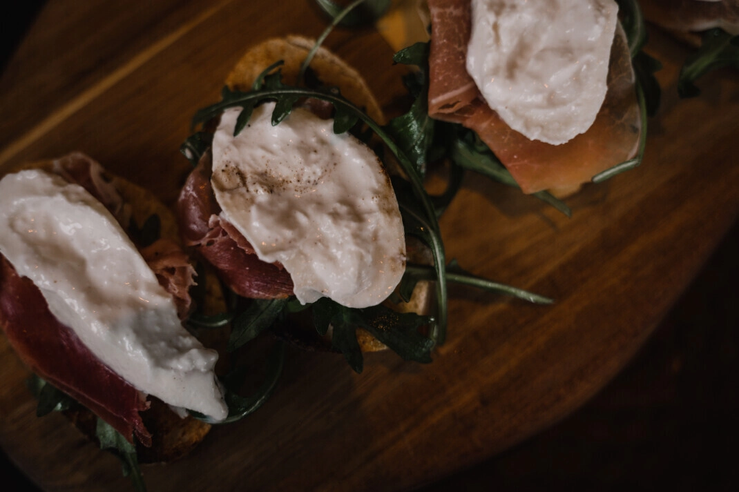 Crostini de jamón ibérico