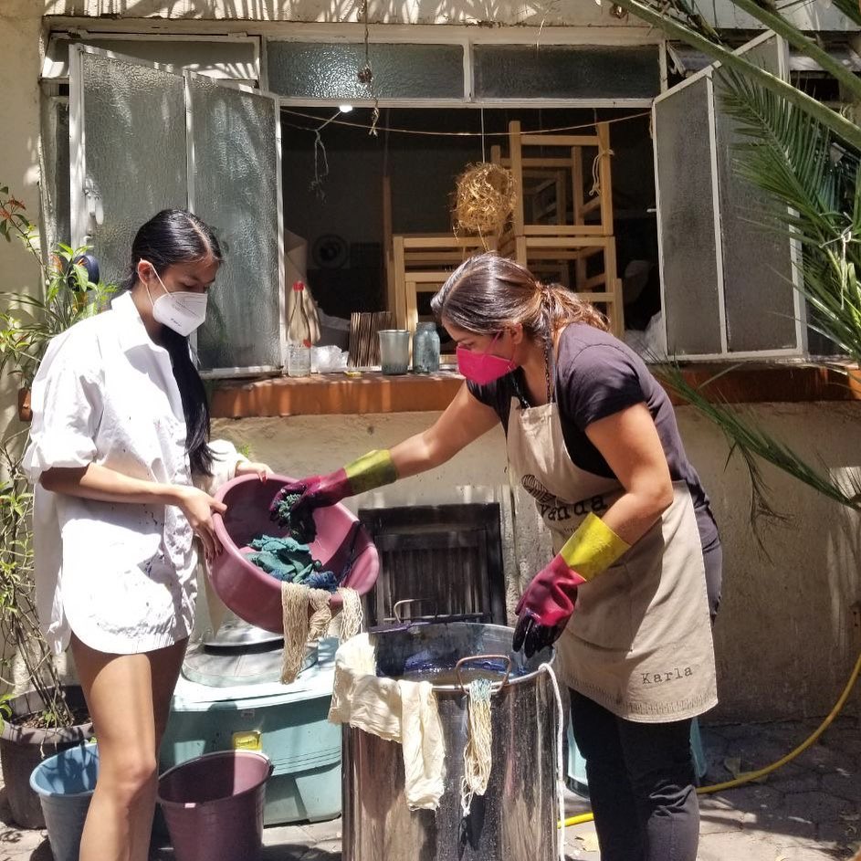 Taller de teñido con añil