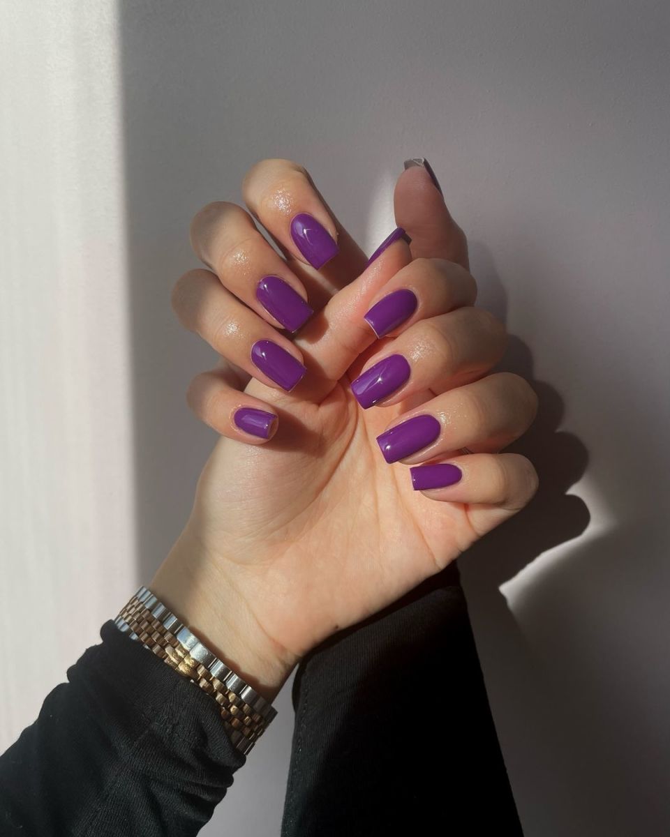 uñas color morado