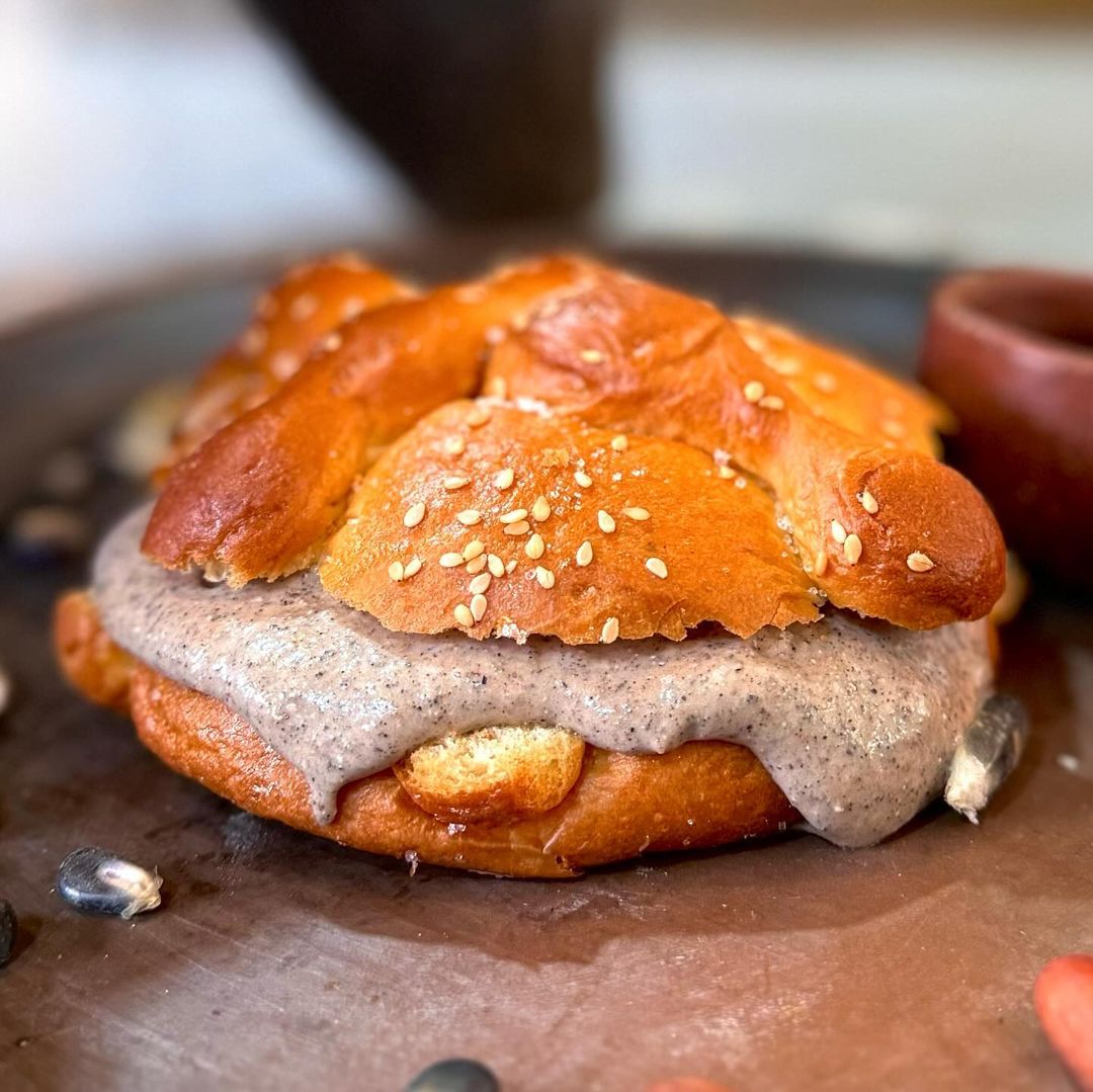 pan de muerto relleno