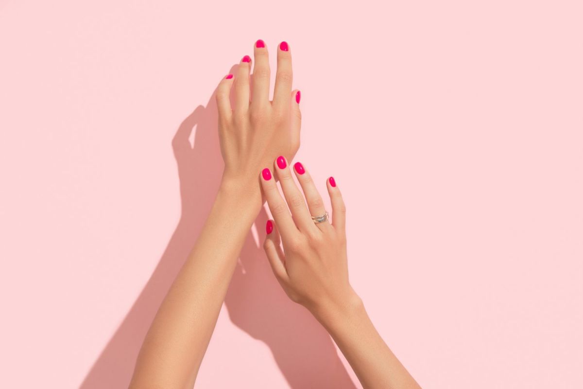 5 tonos de uñas románticos y en tendencia para llevar en San Valentín