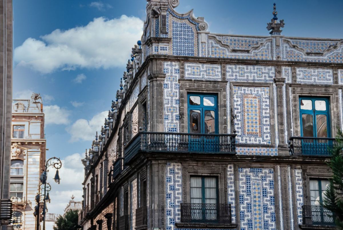 Fachada de la Casa de los Azulejos