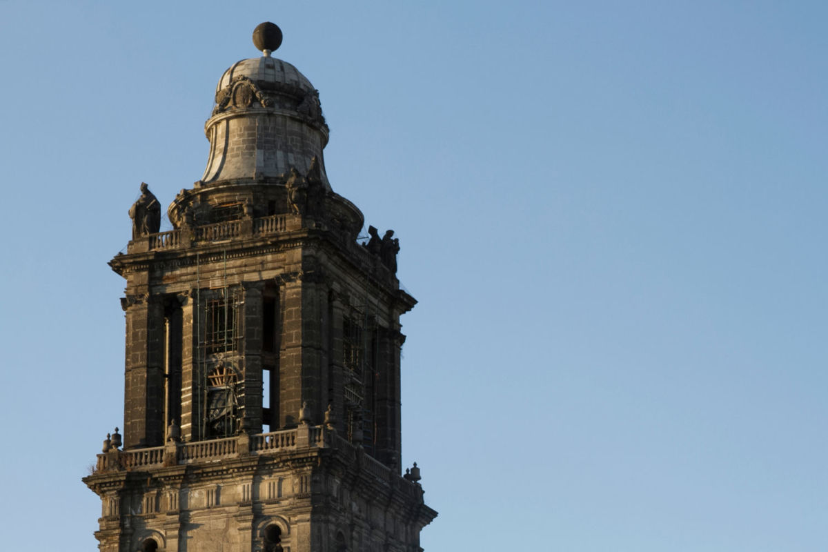 Santos en las torres de la Catedral
