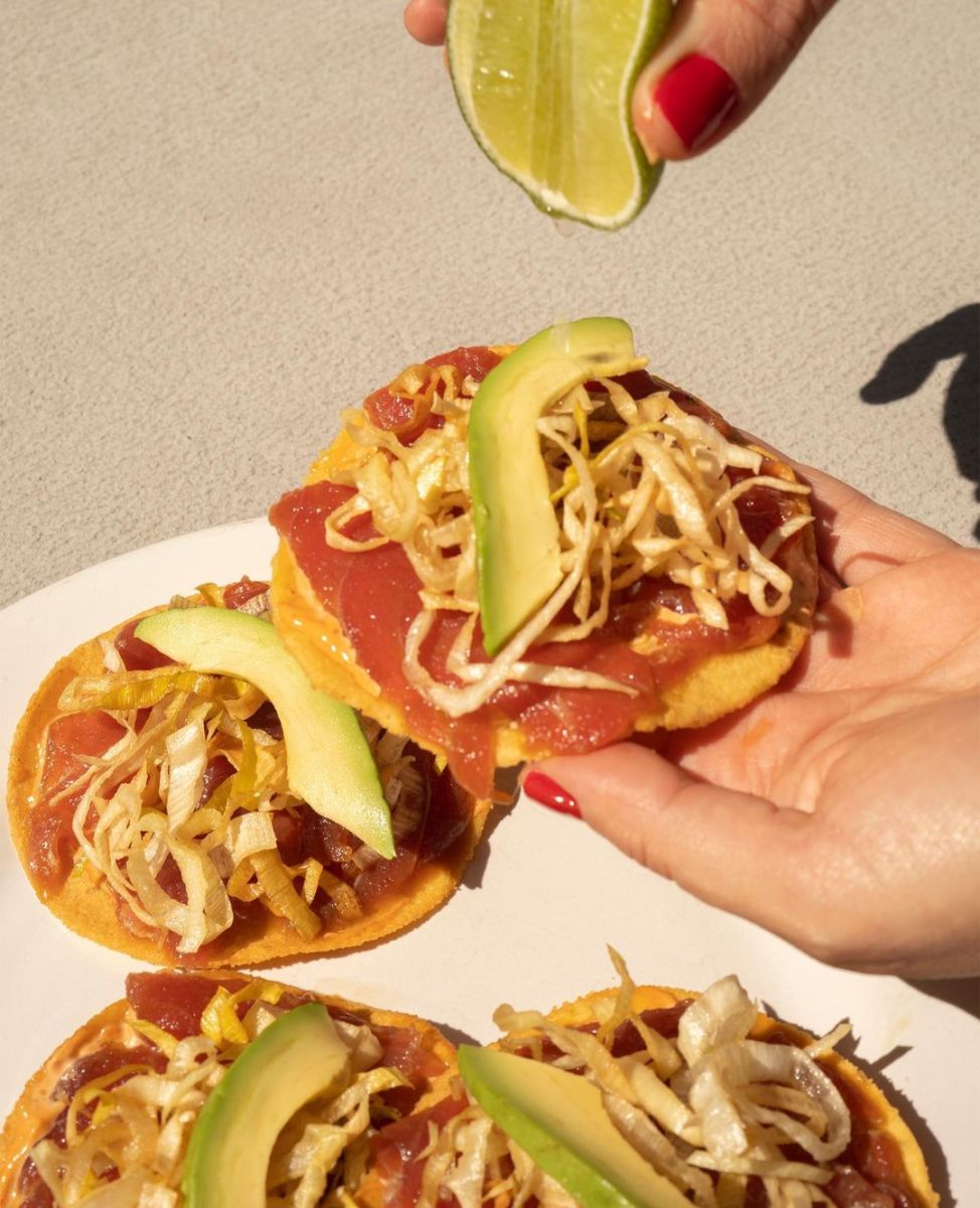 7 restaurantes en la CDMX para probar las tostadas con el atún más fresco y una mayonesa perfecta
