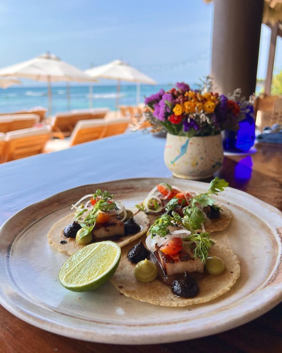 Pacifico Beach Club punta mita