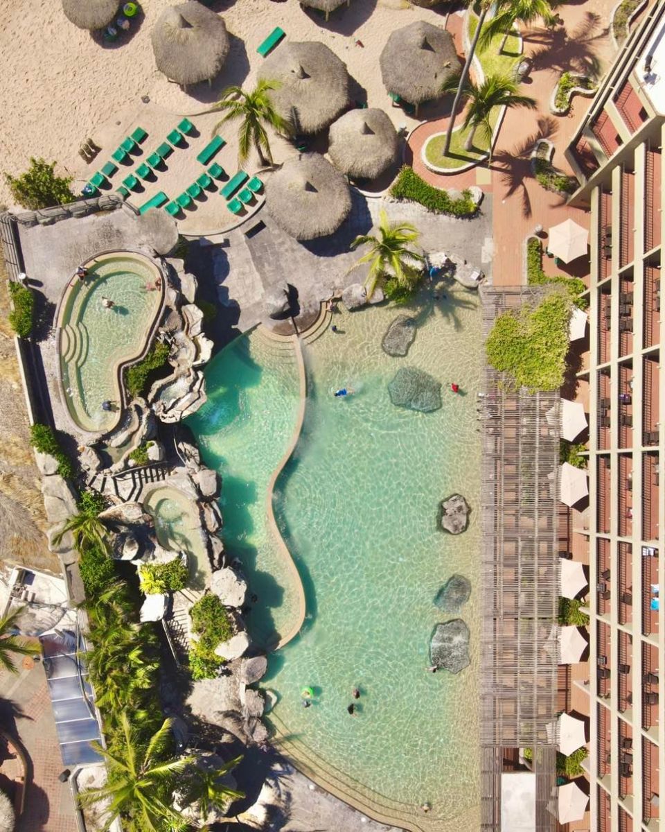 hoteles en la playa mazatlan