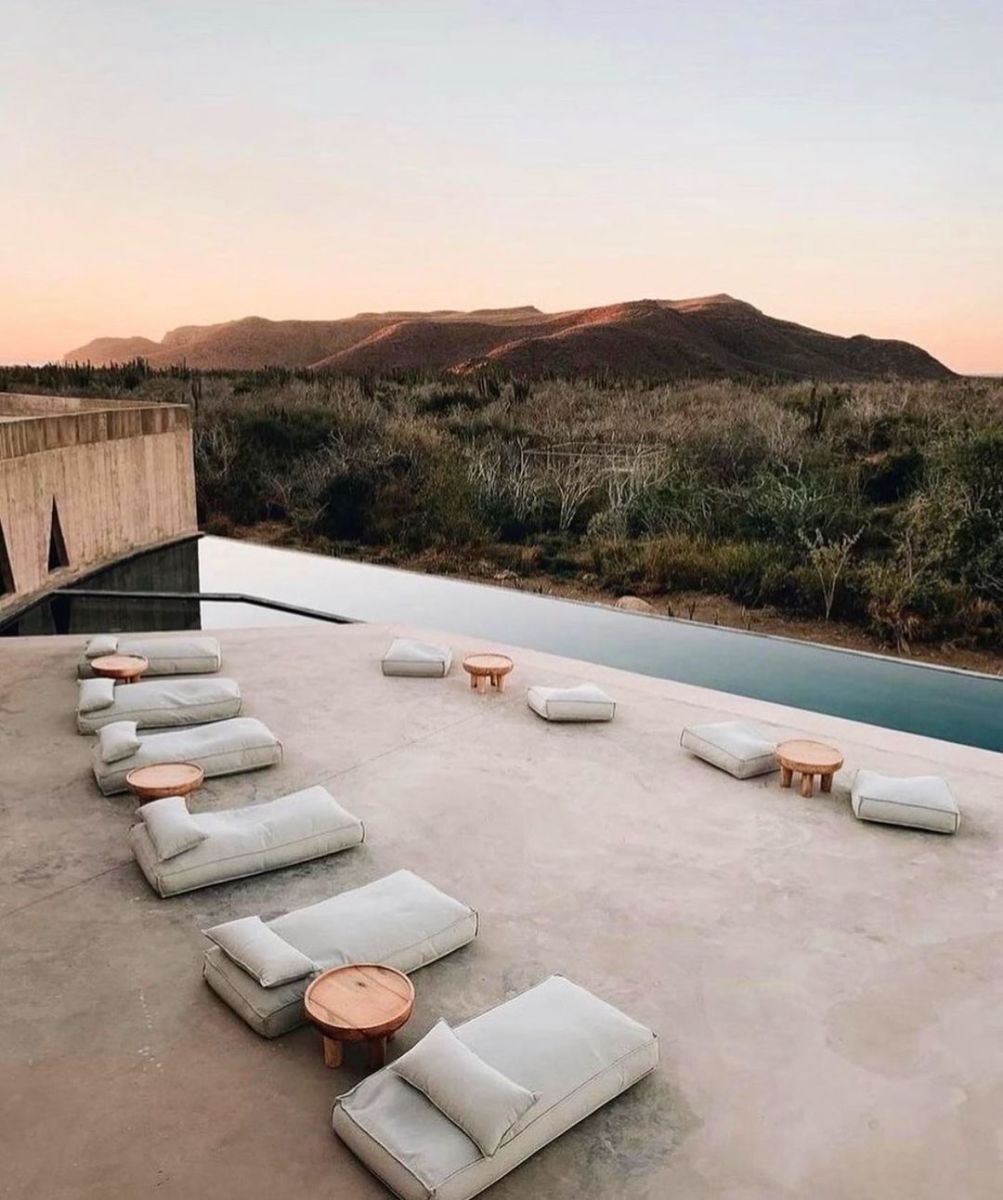 Alberca en el desierto