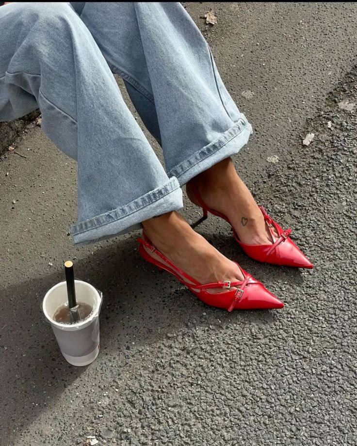 kitten heels