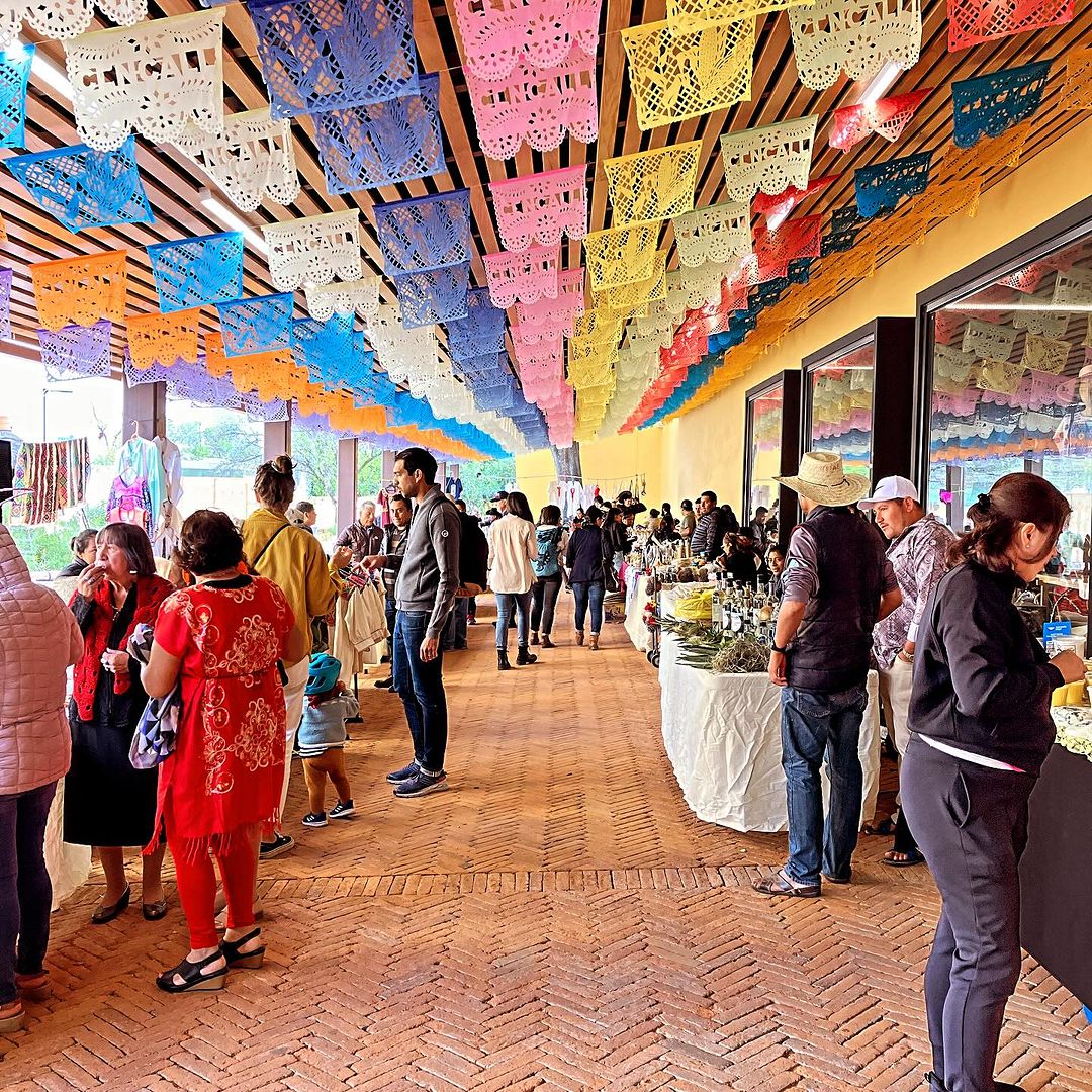 Productos locales y naturales en este mercado agroecológico que se pone todos los fines de semana en Chapultepec