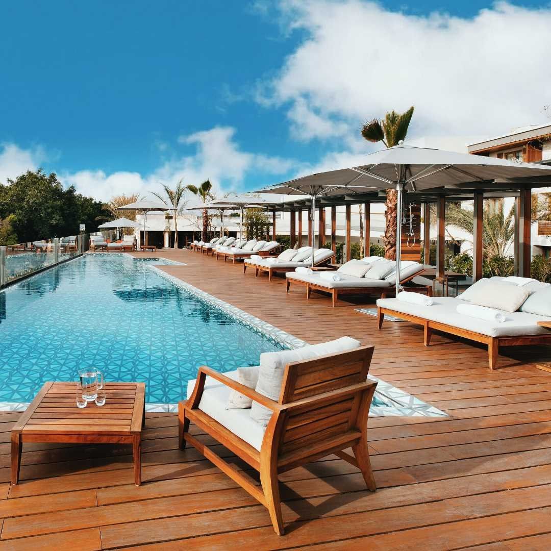 albercas bonitas y al aire libre