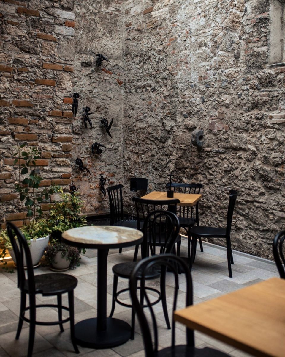 Esta es la cafetería más bonita en Puebla ubicada en una antigua edificación llena de historia 