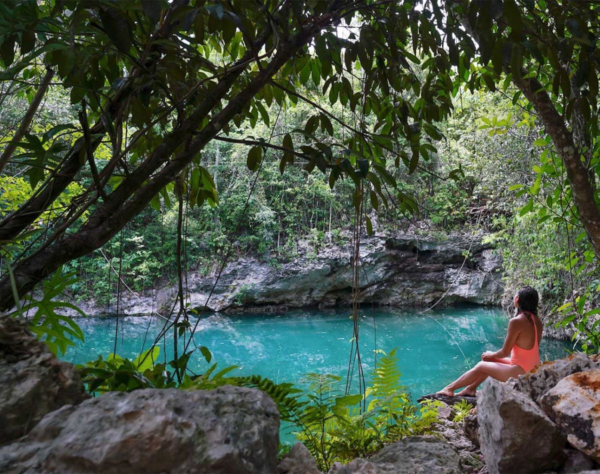 El mundo muere de envidia porque tenemos estos manantiales subterráneos para nadar en plena selva