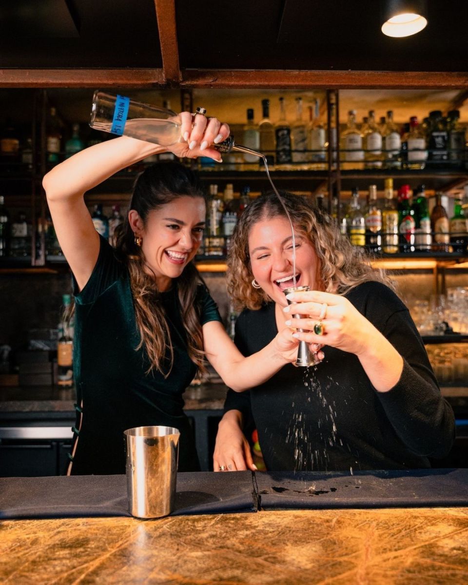 cóctel colaboración Sombra y Se Regalan Dudas