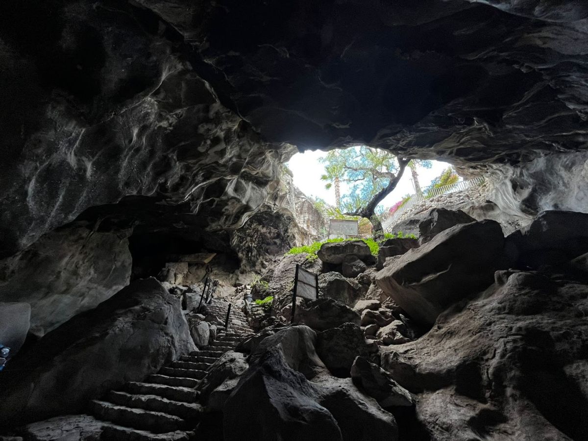 grutas cerca de México