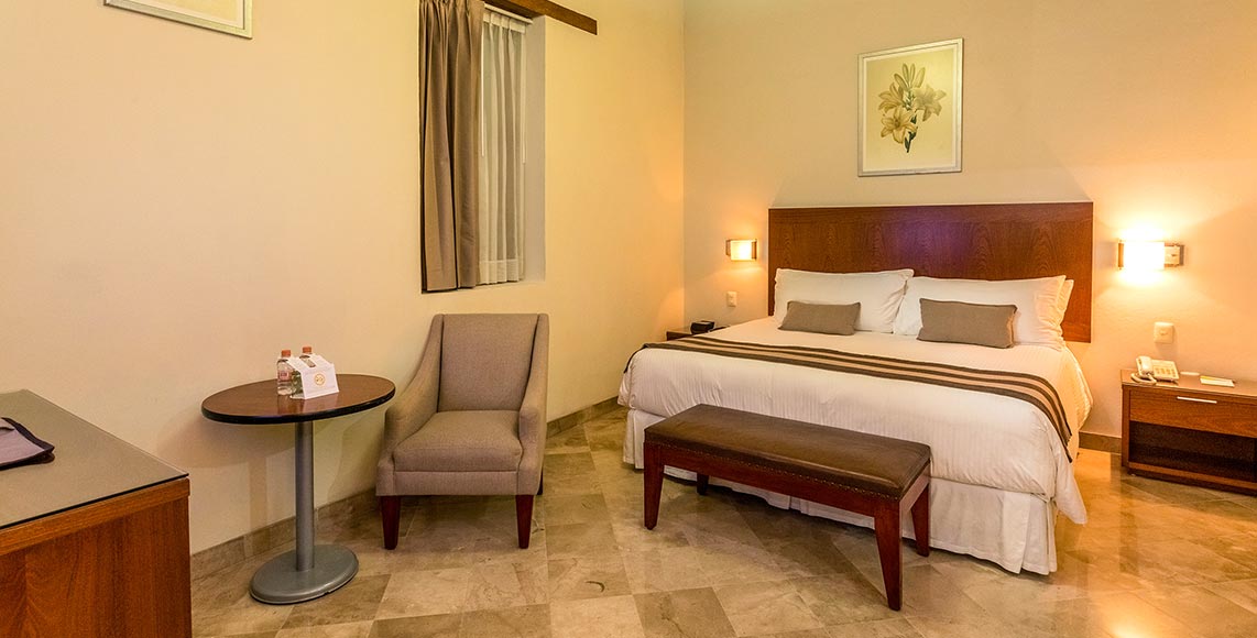 Habitación Delux en el Hotel Parador de Alcalá