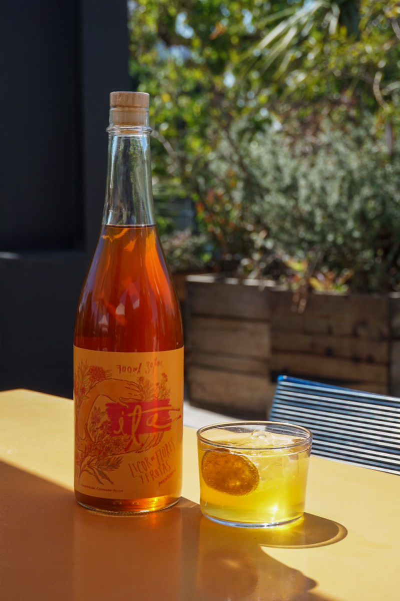 licor dia de la mujer