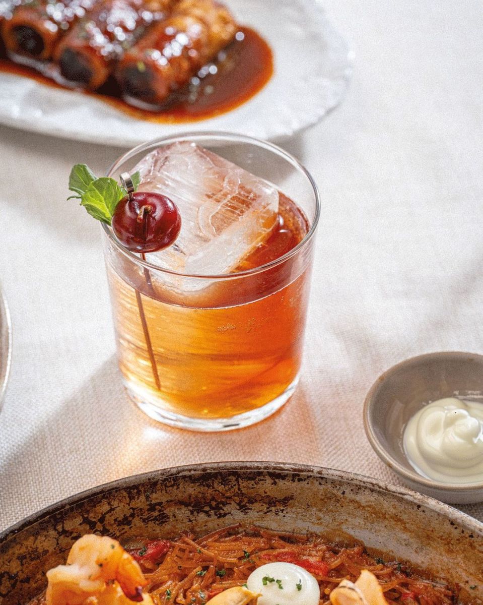 coctelería al sur de la ciudad