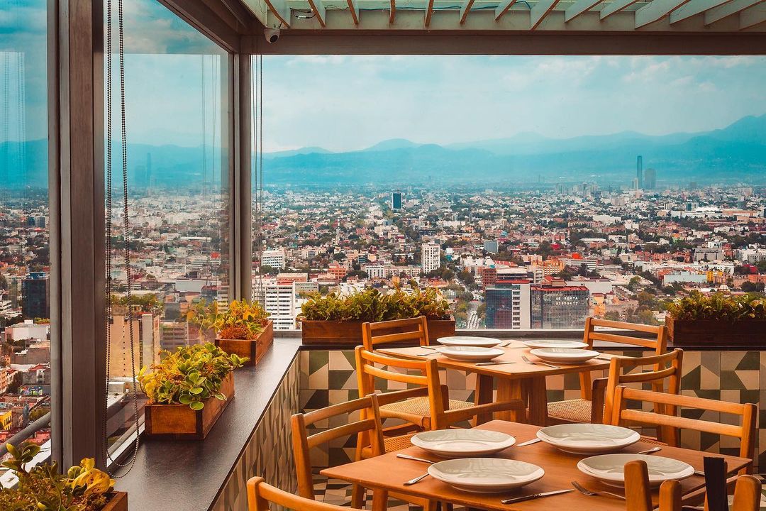 Vistas de los volcanes desde el restaurante Miralto