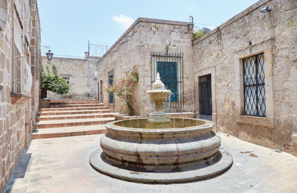 Callejones de piedra en Morelia