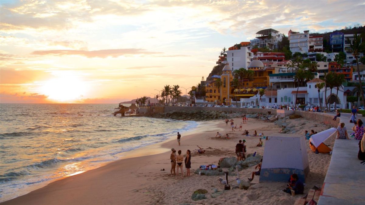 Las 5 playas más bonitas para escuchar banda en Mazatlán