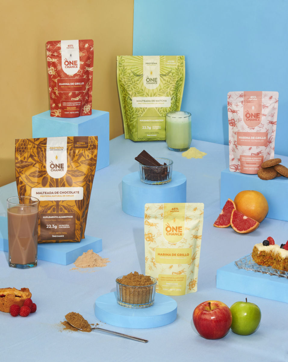 Productos de la marca One Chance hechos a base de grillos