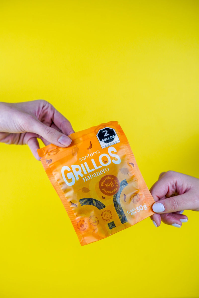 Snacks con grillos de Santena