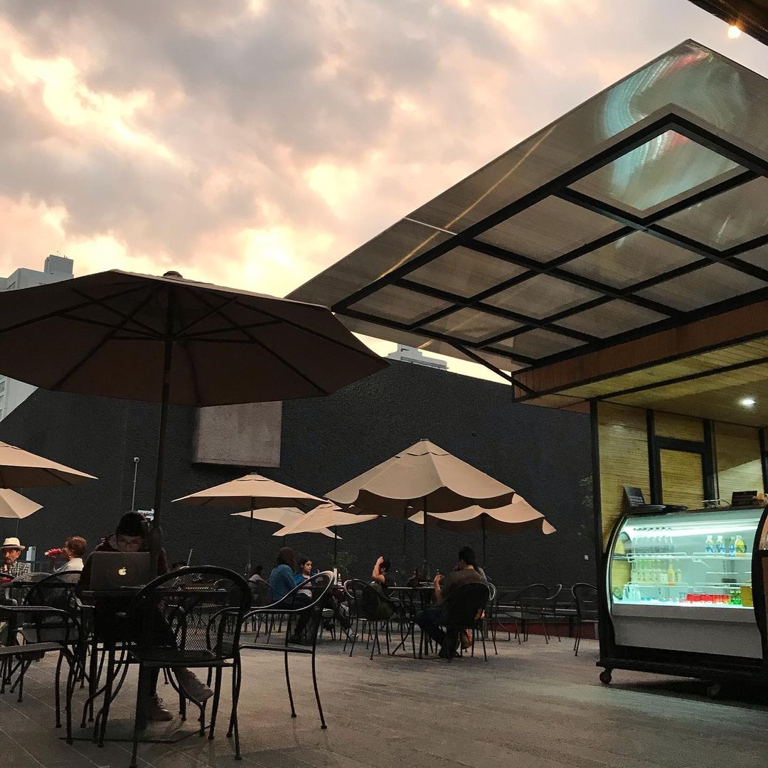 restaurantes cerca cineteca nacional